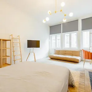 apt-le-studio-du-perron.brusselshotelsbook.com/